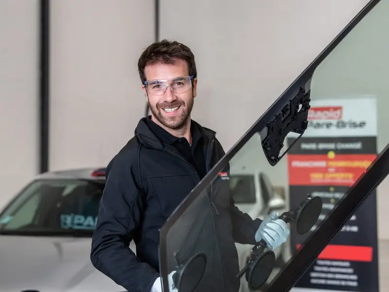 Changement de Pare-brise à Domicile dans le Var